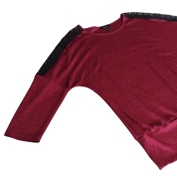 Alyx Blouse Women's Maroon Lace Trimmed 3/4 Sleeve Top Blouse Size Large - Picture 7 of 10